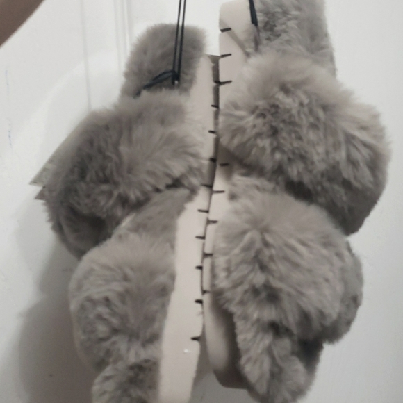 ZARA FAUX FUR LOW HEEL SANDALS Bloggers favorite - Picture 13 of 14